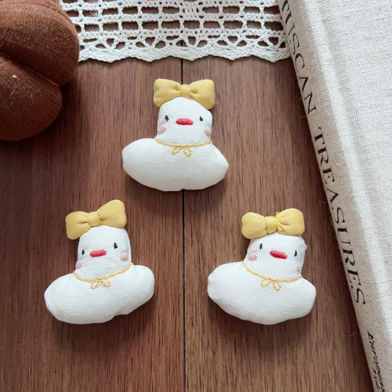 Lindo Pato Amarillo de Peluche - Summer Duck Clothing reseña y precio