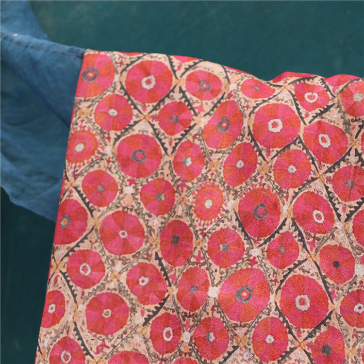 Tela con estampado geométrico  - Summer Clothing Fabric reseña y precio